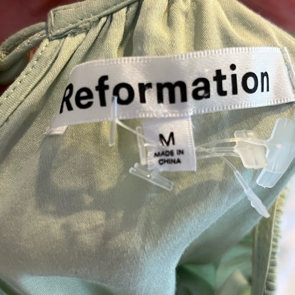 Reformation | Lloyd Dress in Pistachio | M - Picture 6 of 6
